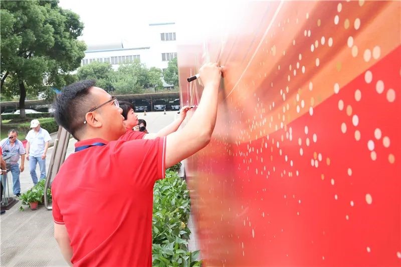 17330c5ba27d95c8b63cfa1d24c0c261 17330c5ba27d95c8b63cfa1d24c0c261